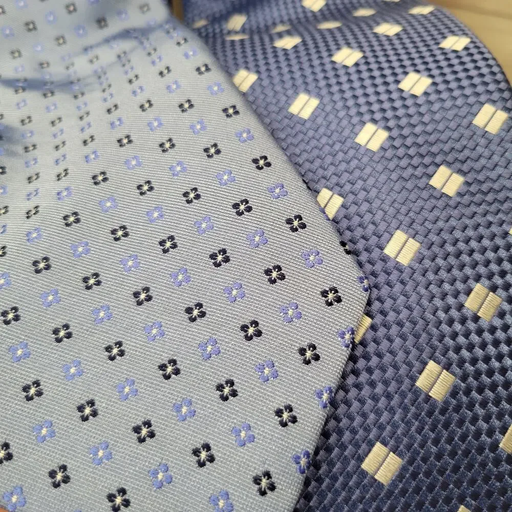 Grant Thomas Lot of 2 Neckties in Navy and Blue